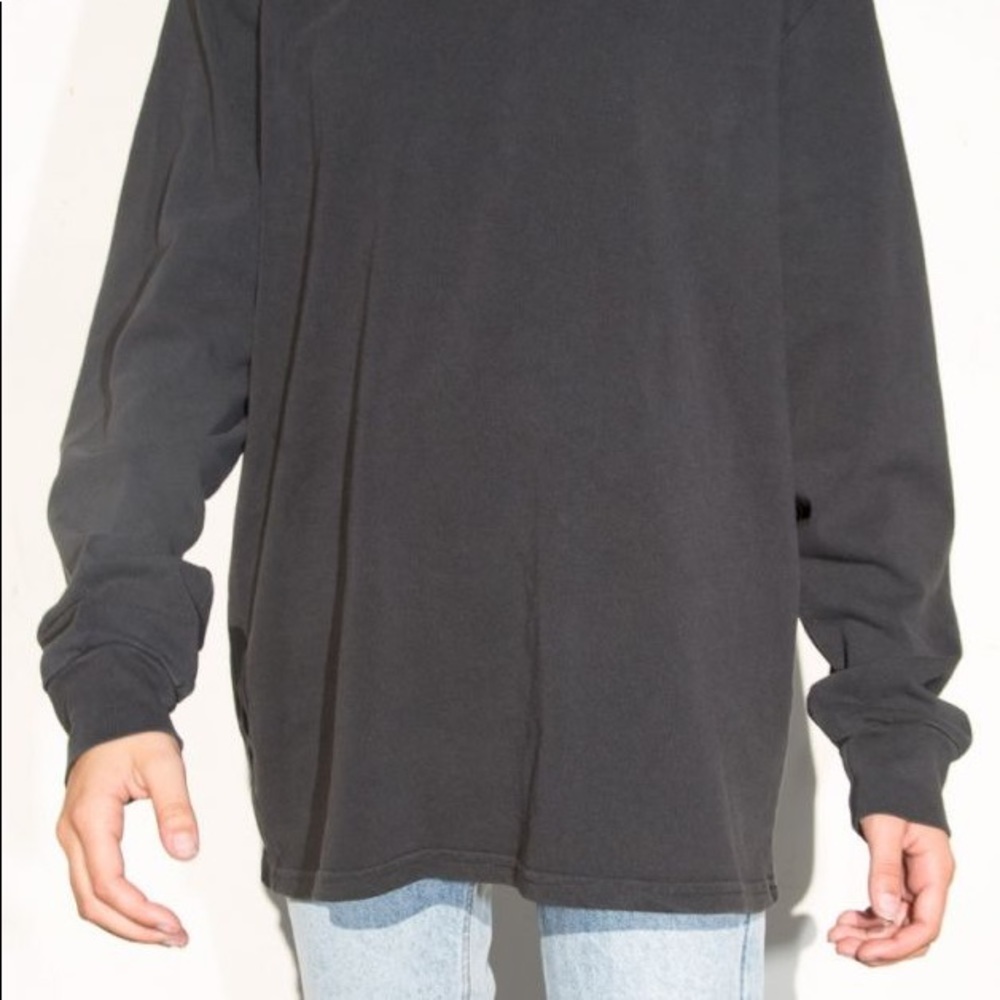 ❌SOLD - Brandy melville presley long-sleeve tee!